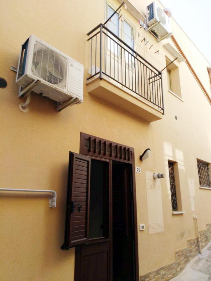 Casa Le Nereidi Lägenhet Castellammare del Golfo Exteriör bild