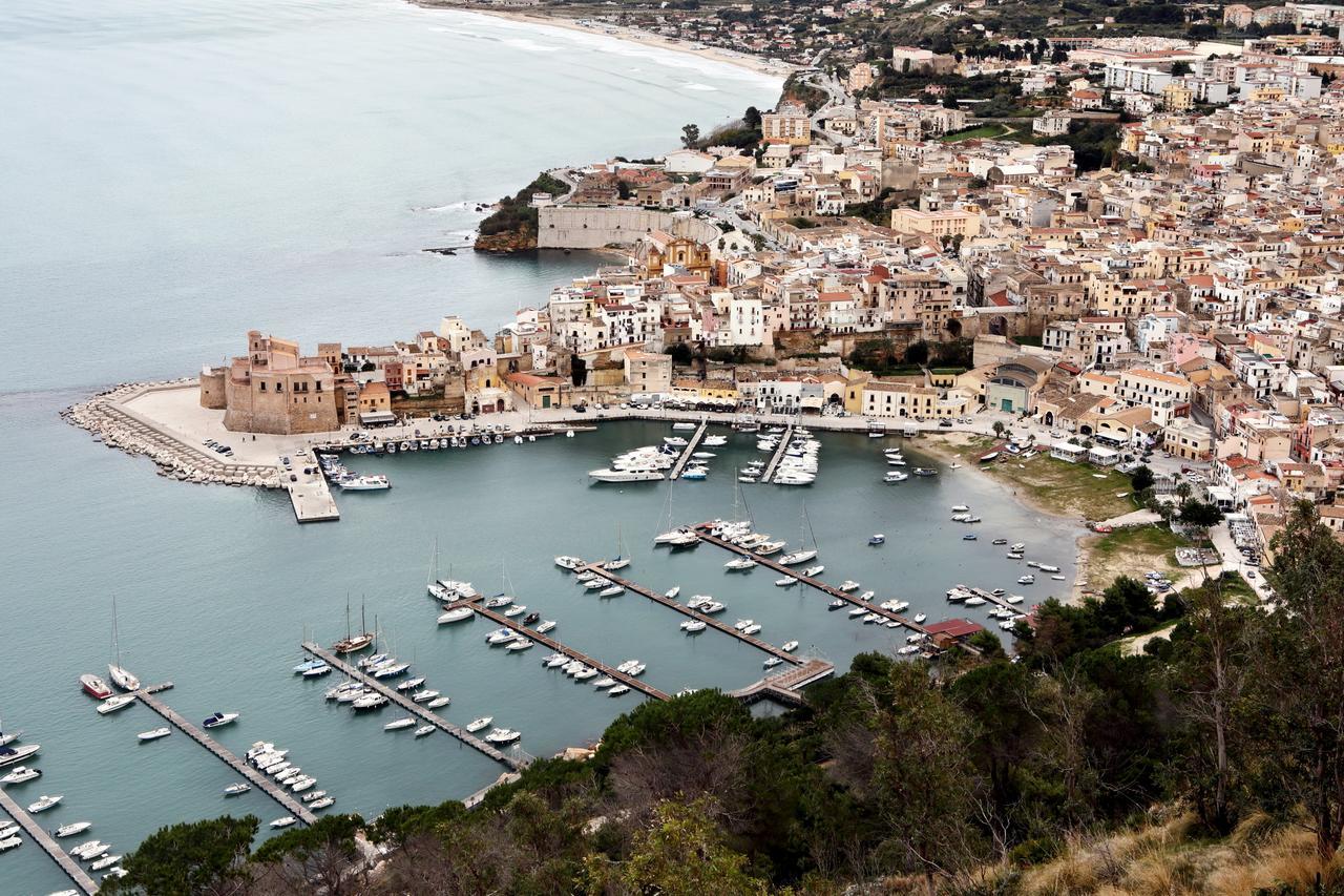 Casa Le Nereidi Lägenhet Castellammare del Golfo Exteriör bild